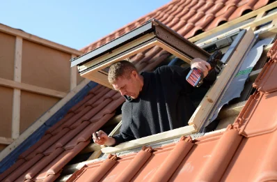 Pose de fenêtres de toit Velux à Fricamps
